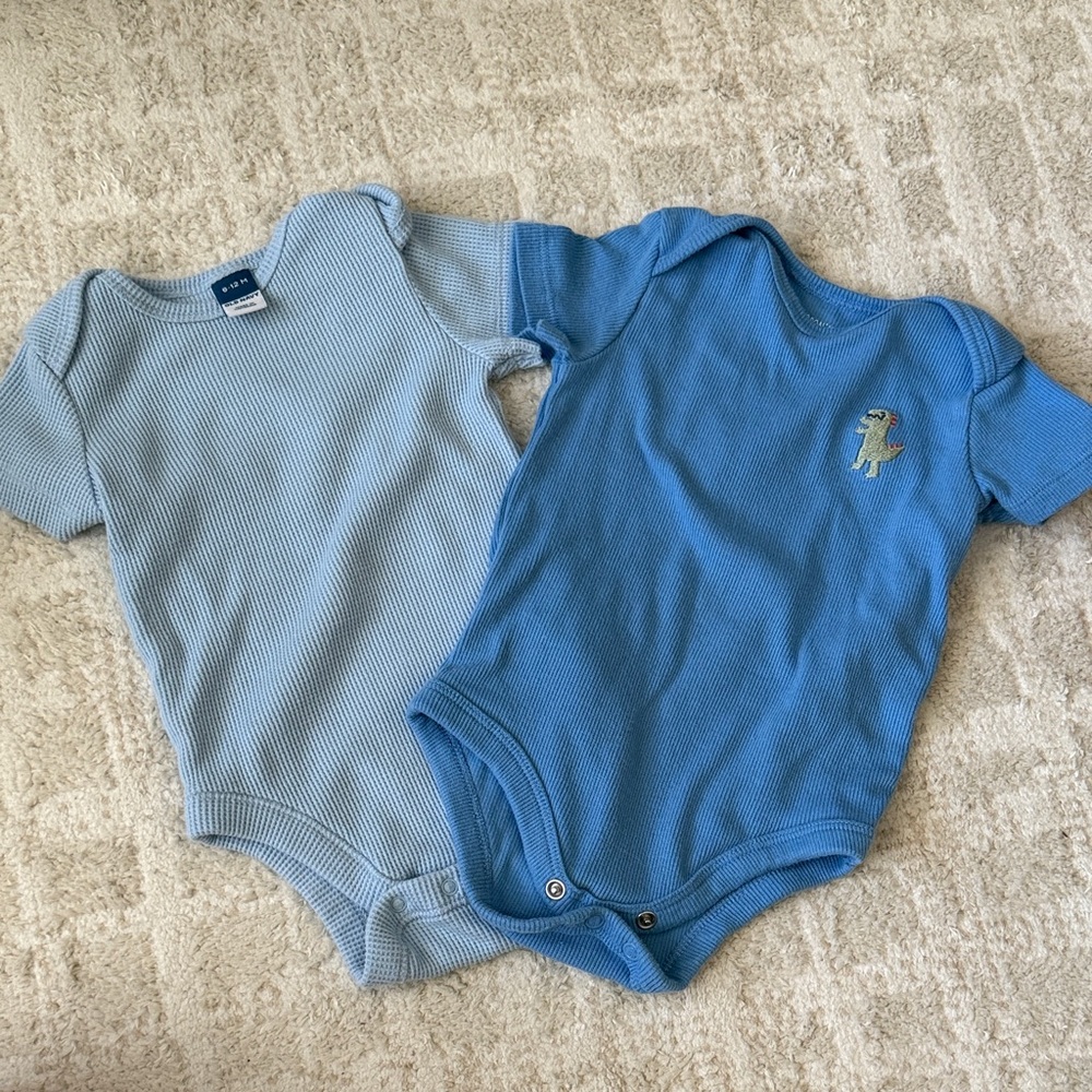 Bundle 3/$16!! Blue and Light Blue Kids Bodysuits